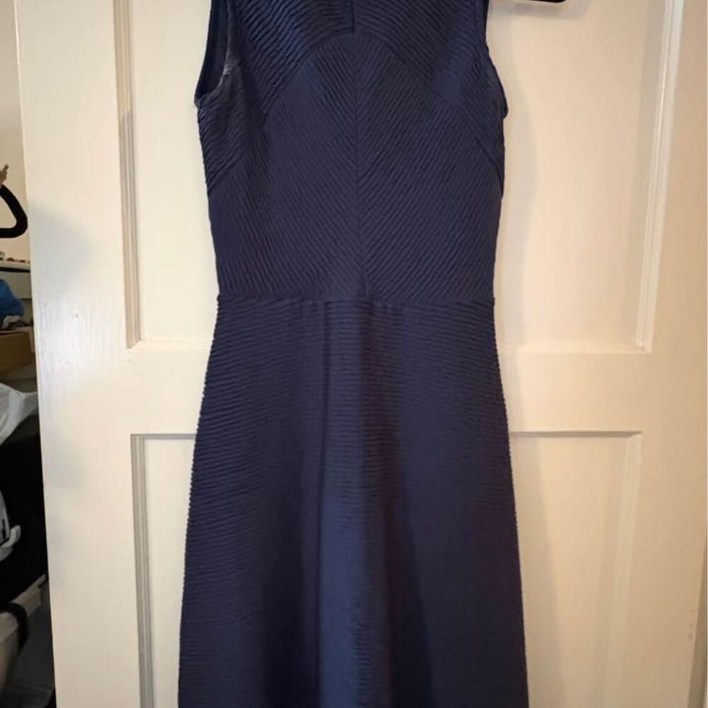 Daisy Fuentes Navy Textured Midi Dress.  blue size 4